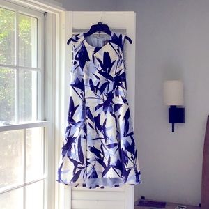 Vince Camuto Dress Size 4P